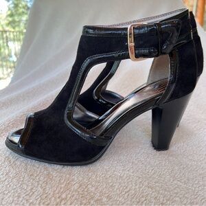 SOFFT RASQUÉRA SEXY BLACK LEATHER ANKLE STRAP SANDALS SIZE 8